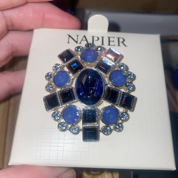 Napier Sapphire and Silver Brooch - Picture 2 of 6